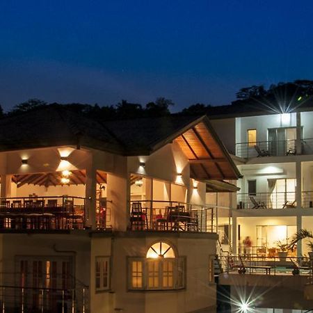 Senani Hotel Канди Екстериор снимка